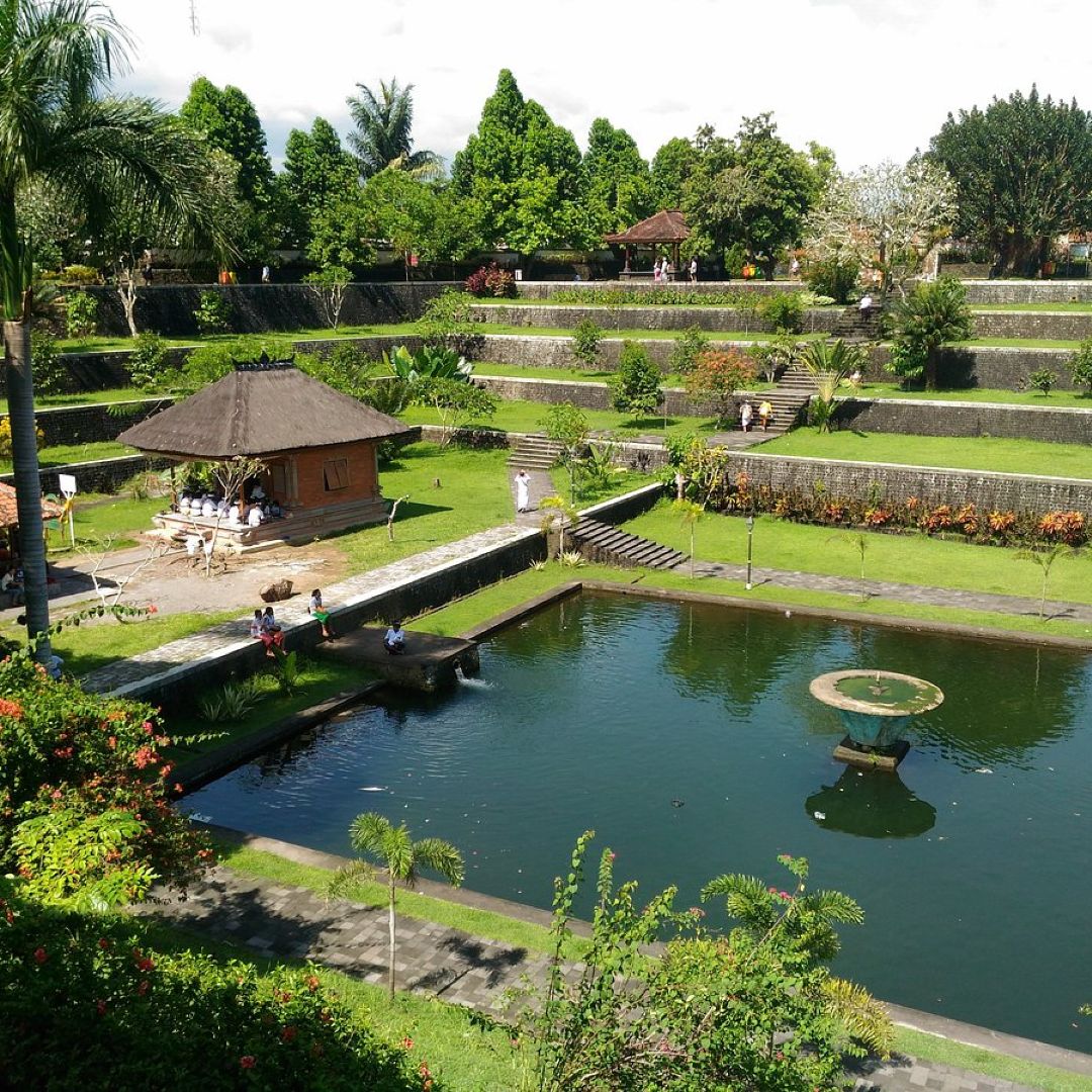 Palacio del Agua de Narmada Palacio del Agua de Narmada