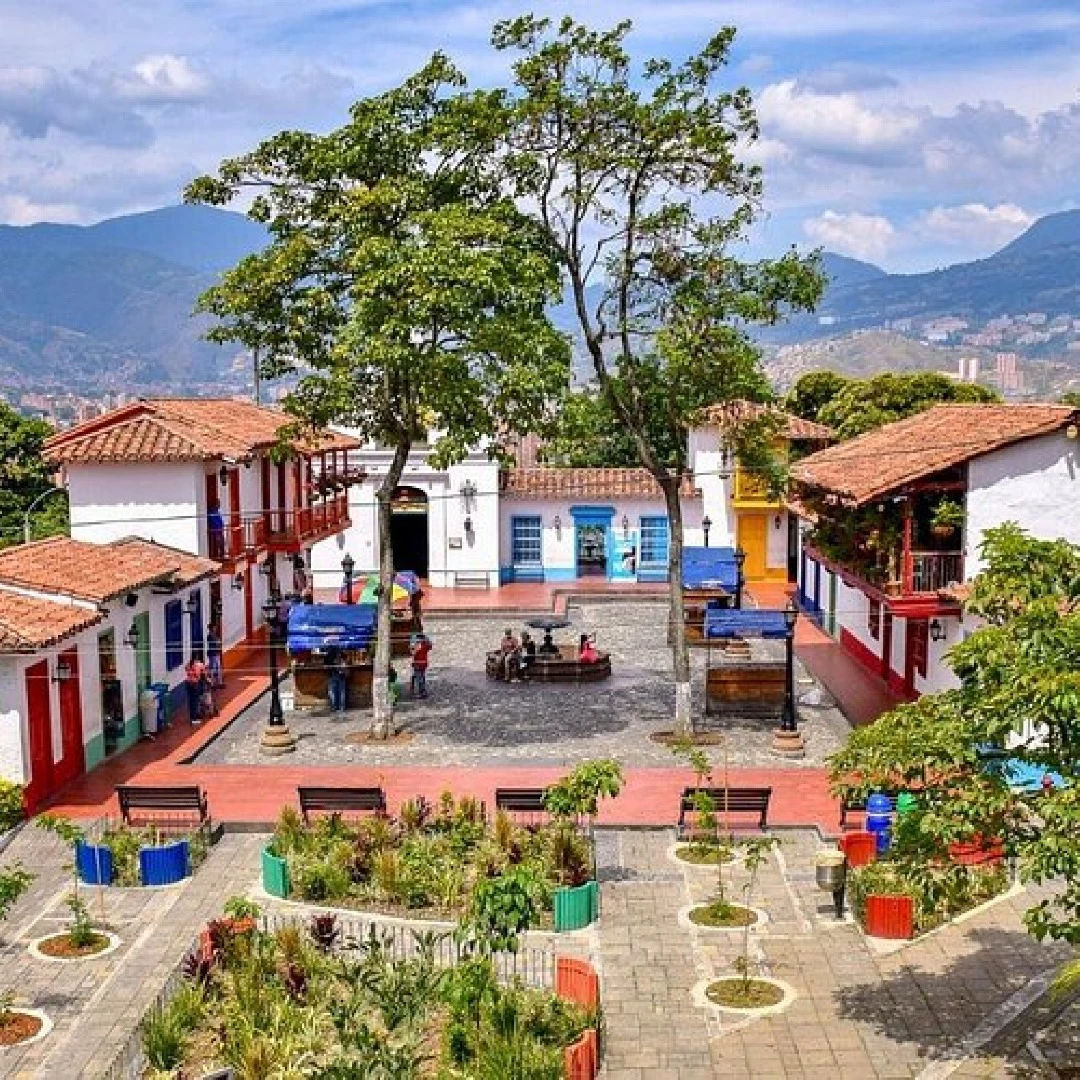 Pueblito Paisa, Medellín